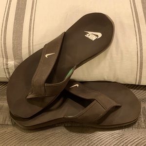 Nike Foam Flip-Flops